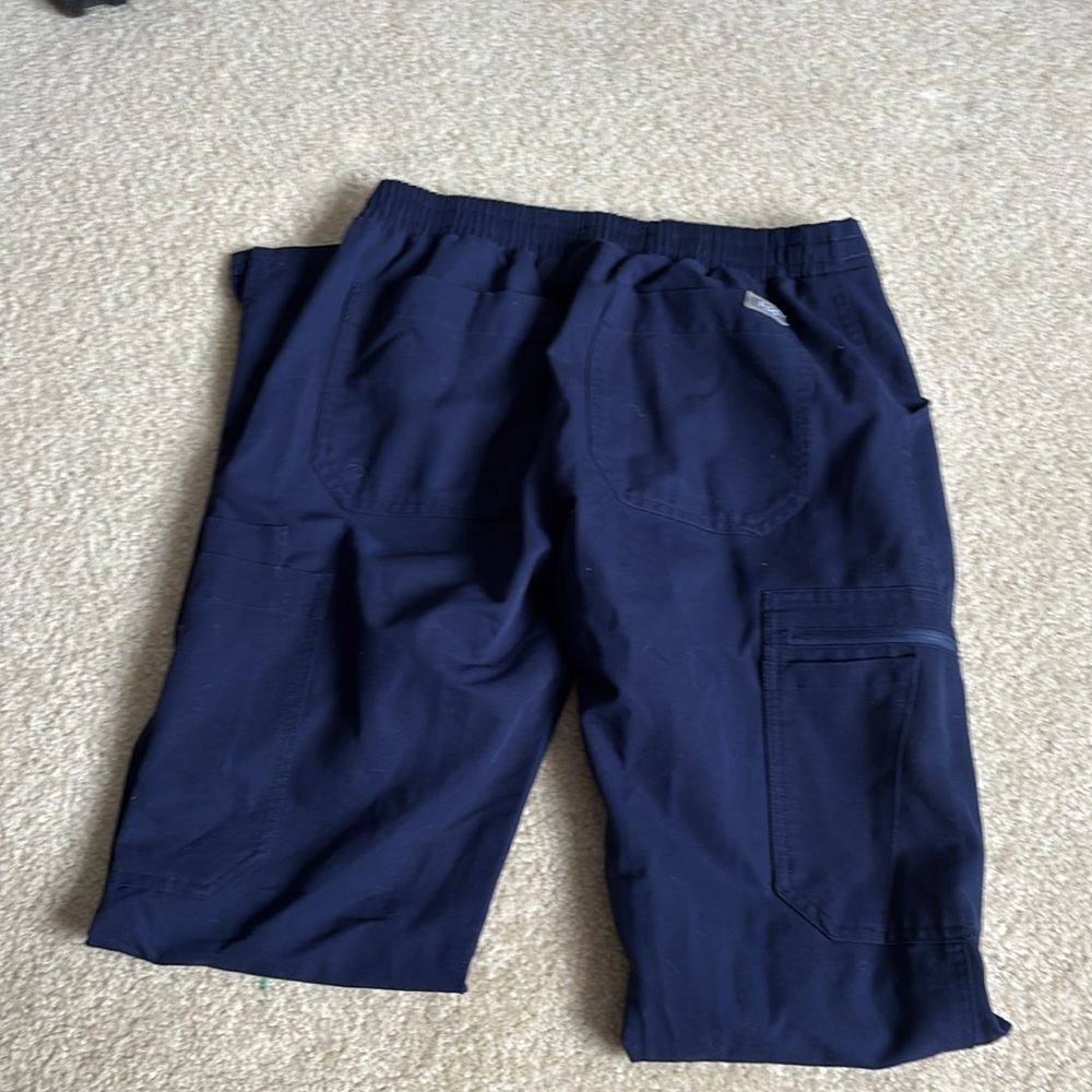 Figs High Waisted Yola Skinny Scrub Pants™ - Picture 4 of 7